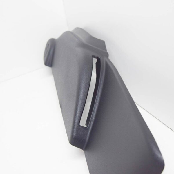 VOLVO S60 MK1 Front Seat Right Side Inner Cover 39996516 NEW GENUINE - Image 3