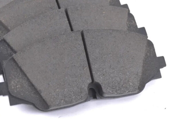 NEW VOLKSWAGEN ATLAS CROSS SPORT CA1 FRONT BRAKE PADS SET 3QF698151B ORIGINAL - Image 3