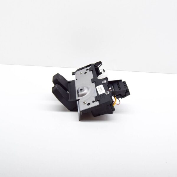 Volvo XC70 P2 Tailgate Hatch Lock 8628197 NEW GENUINE - Image 5