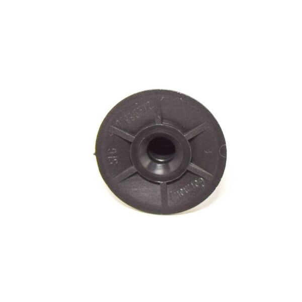 Volvo XC90 MK1 Panel Carpet Clip 8641613 NEW GENUINE - Image 6