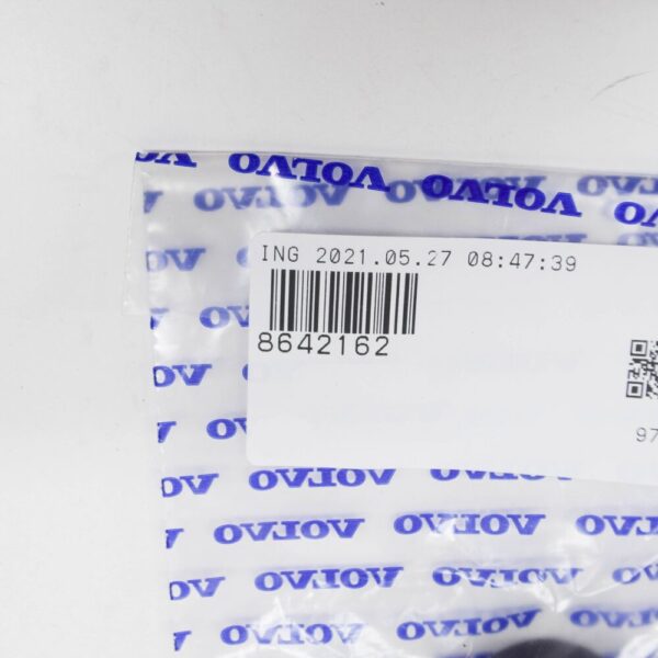 VOLVO C30 Engine Cover Bushing 8642162 NEW OEM - Image 5