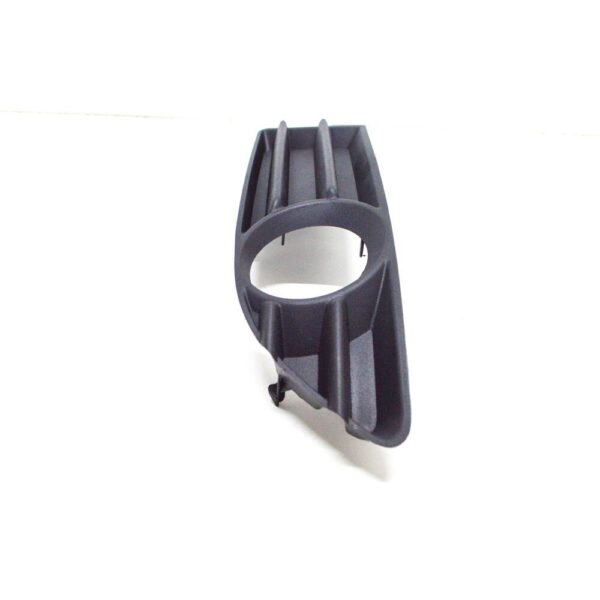 VOLVO V70 MK2 Front Bumper Left Fog Light Grille 8662667 NEW - Image 3
