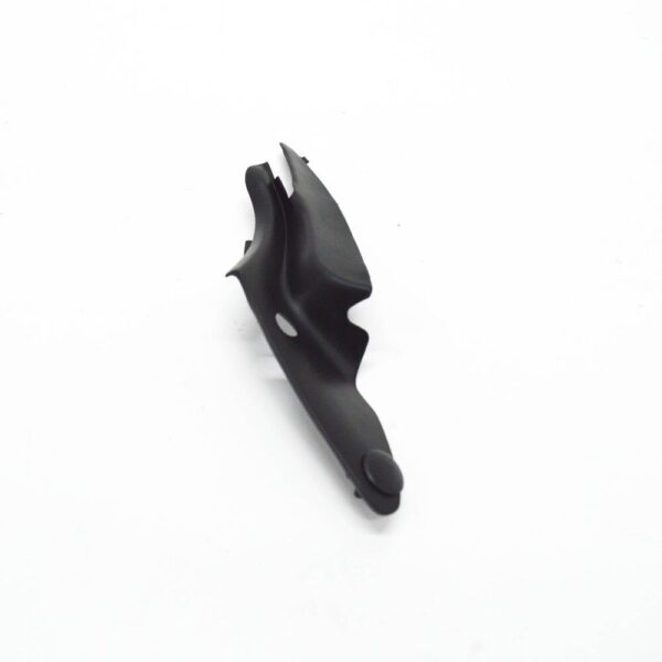 VOLVO V70 MK2 FRONT LEFT DRIP RAIL TRIM END 8663894 NEW GENUINE
