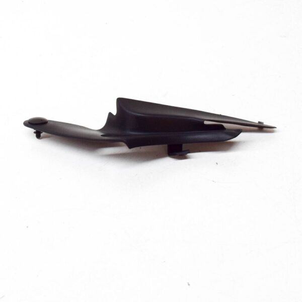 VOLVO V70 MK2 Right Windshield Cowl End Piece 8663896 NEW GENUINE - Image 6