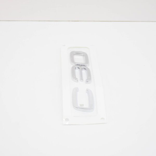 Volvo C30 tailgate emblem C30 8679948 NEW ORIGINAL