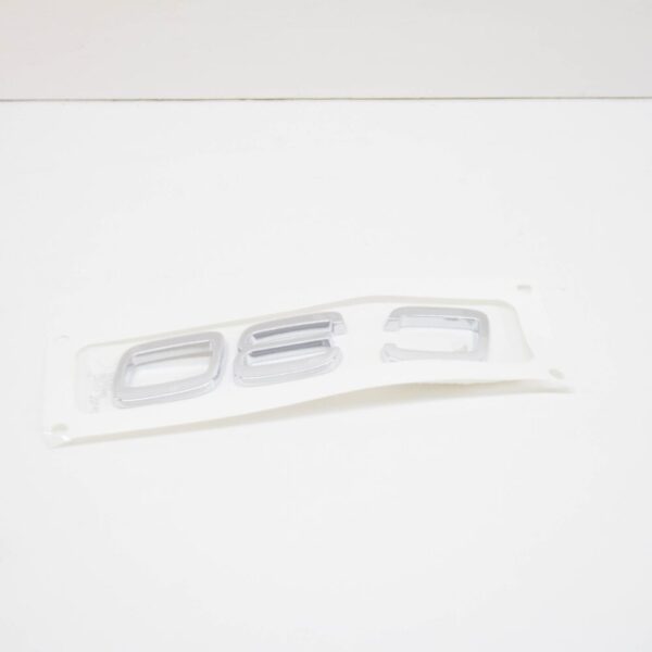 Volvo C30 tailgate emblem C30 8679948 NEW ORIGINAL - Image 5