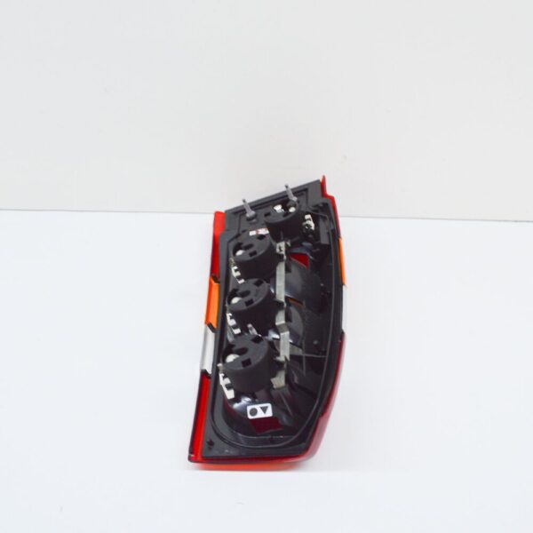Volvo V90 MK1 taillight right taillight 9127608 NEW REAL - Image 5