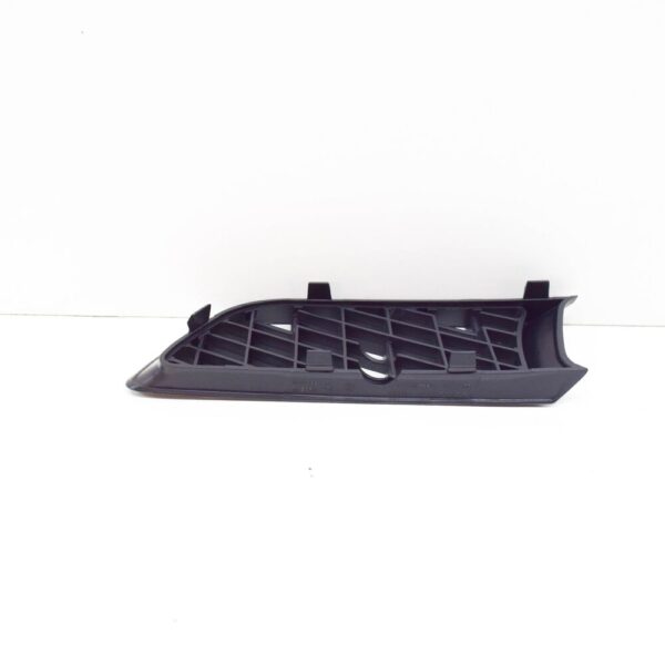 Volvo V70 MK1 front bumper right side grille 9190035 NEW original