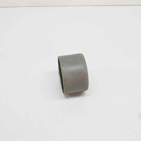 VOLVO XC90 MK1 Axle Bushing of Subframe Rear Suspension 9480857 GENUINE - Image 3