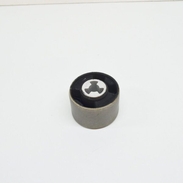 VOLVO XC90 MK1 Axle Bushing of Subframe Rear Suspension 9480857 GENUINE - Image 5