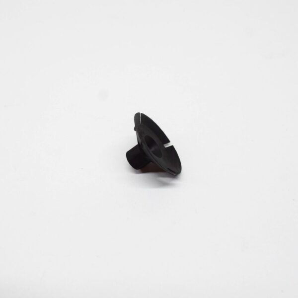 VOLVO XC90 MK2 FLOOR PANEL HEAT SHIELD NUT 981495 NEW GENUINE