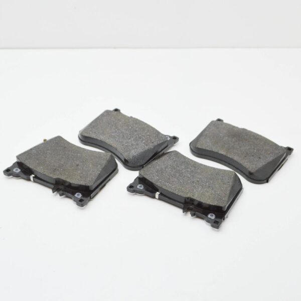 New MERCEDES-BENZ S W222 Front Wheel Brake Pad Set A0004201006 - Image 4