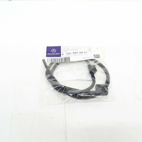 MB VITO W639 Left Wiper Arm Washer Nozzle With Authentic Tube