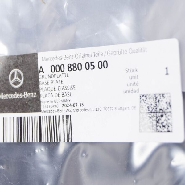Mercedes-Benz GLC X254 Front Bonnet Emblem A0008800500 ORIGINAL Part