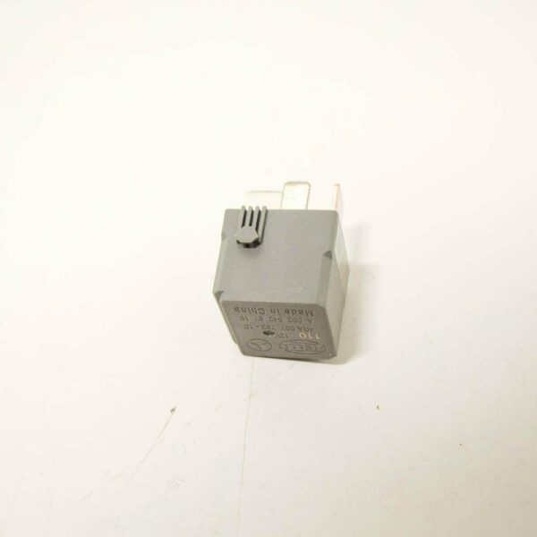 ORIGINAL Mercedes-Benz W164 N Relay A0025428719 - Image 4