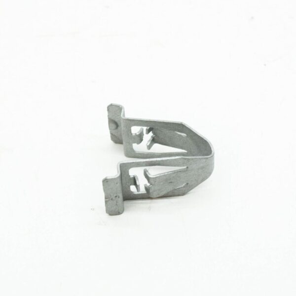 NEW MB CLA COUPE C117 QUARTER PANEL TRIM PANEL CLIP A0039916470 - Image 4