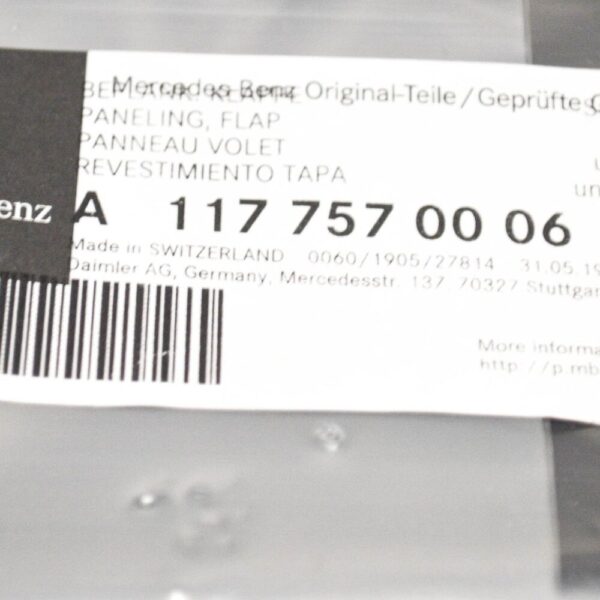 Mercedes Benz Cla C117 Fuel Fill Flap Cover A1177570006 NEW