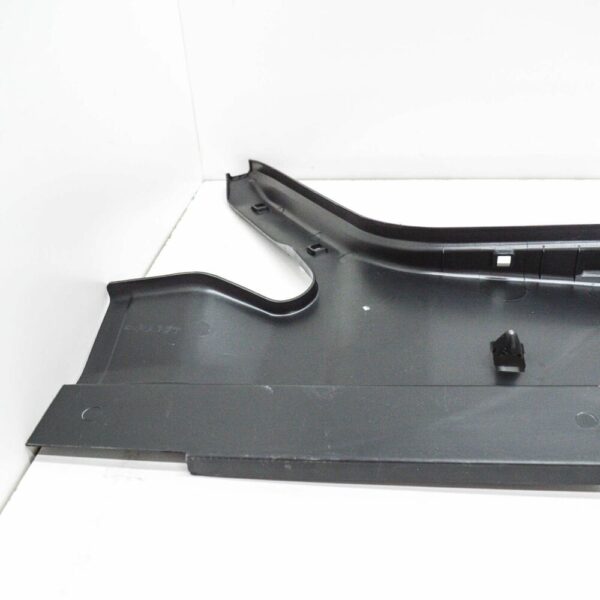 NEW MB E W124 LUGGAGE COMPARTMENT BOTTOM PANEL A1246942425 ORIGINAL - Image 4