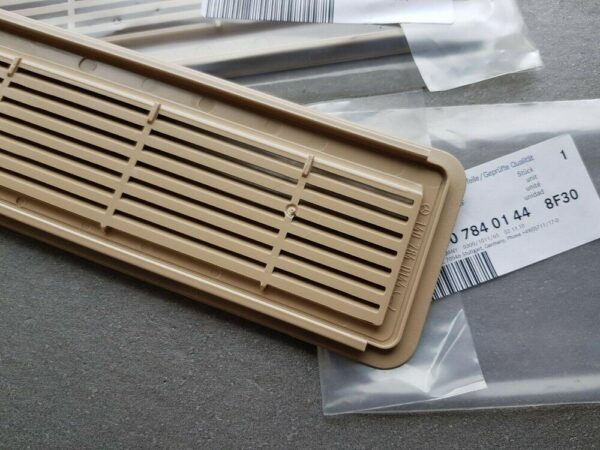Mercedes-Benz W140 Original Interior Opening Roof Grill A1407840144 - Image 5