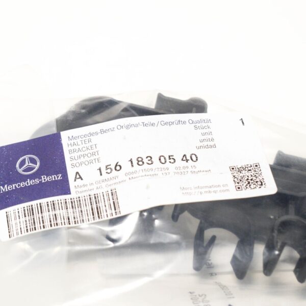 NEW MERCEDES BENZ ML W164 OIL FILTER BRACKET A1561830540 ORIGINAL - Image 4