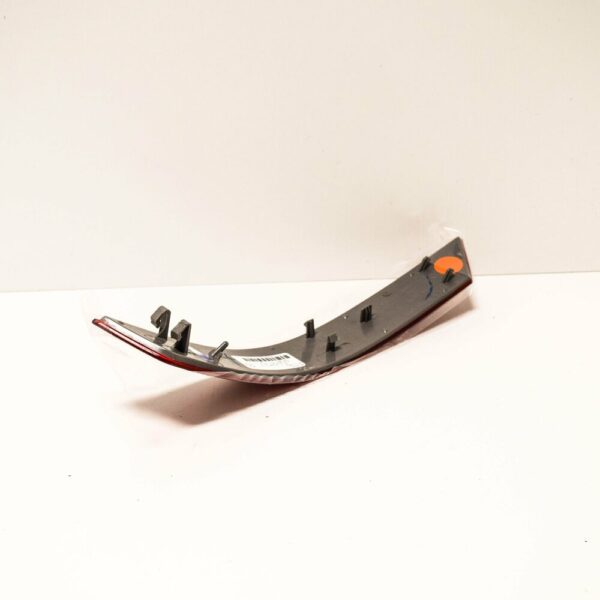 A New MB W164 ML Class Right Hand Rear Bumper Reflector Lens A1648201574 - Image 4