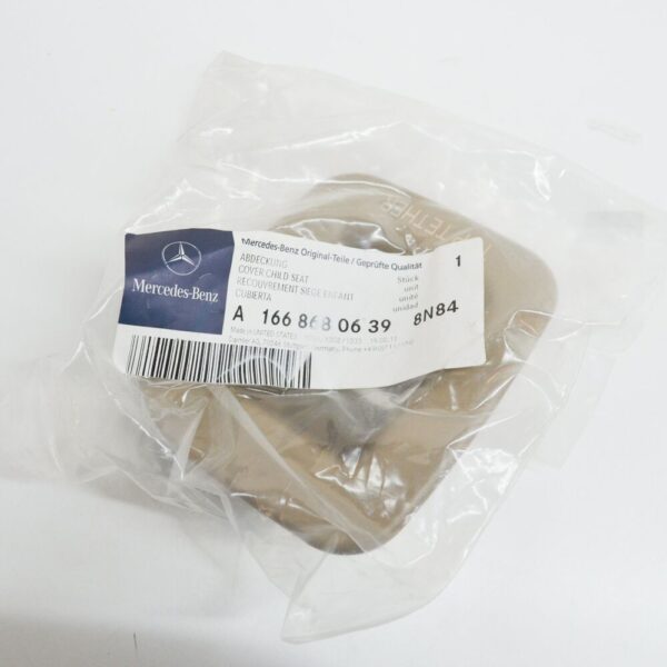NEW GENUINE OEM A16686806397J07 NEW MERCEDES BENZ GL X166 REAR SEAT PANEL BACKREST CAP A1668680639 8N84 ORIGINAL