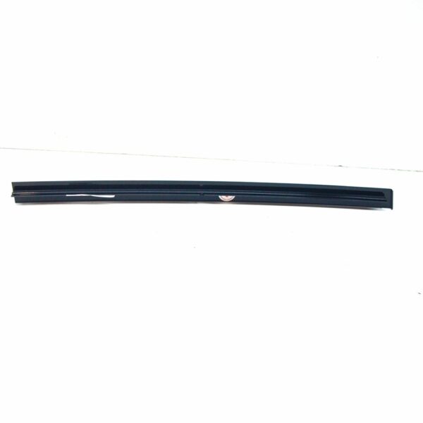 NEW MERCEDES-BENZ GLE W167 REAR LEFT WINDOW GUIDE A1677302301 - Image 4