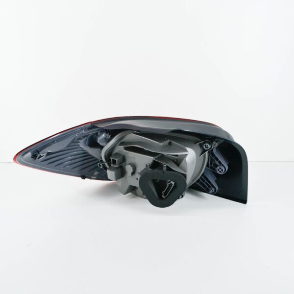 Mercedes-Benz A W176 rear right taillight A1769064900 new - Image 4