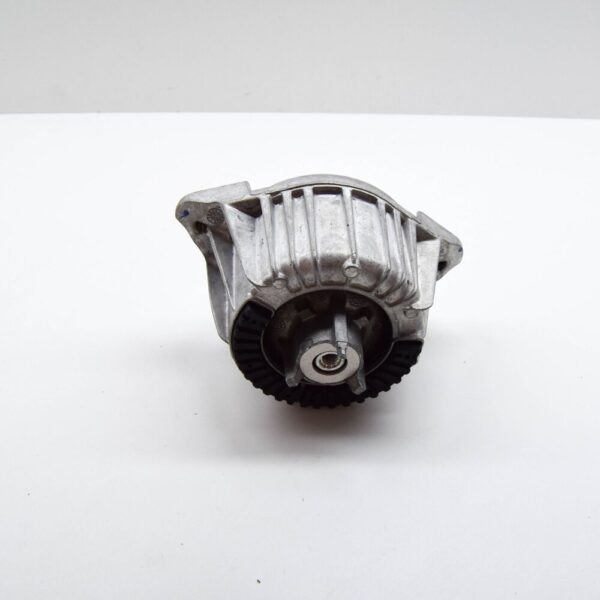 MERCEDES-BENZ C W204 FRONT RIGHT ENGINE SUPPORT A2042405917 NEW ORIGINAL - Image 4