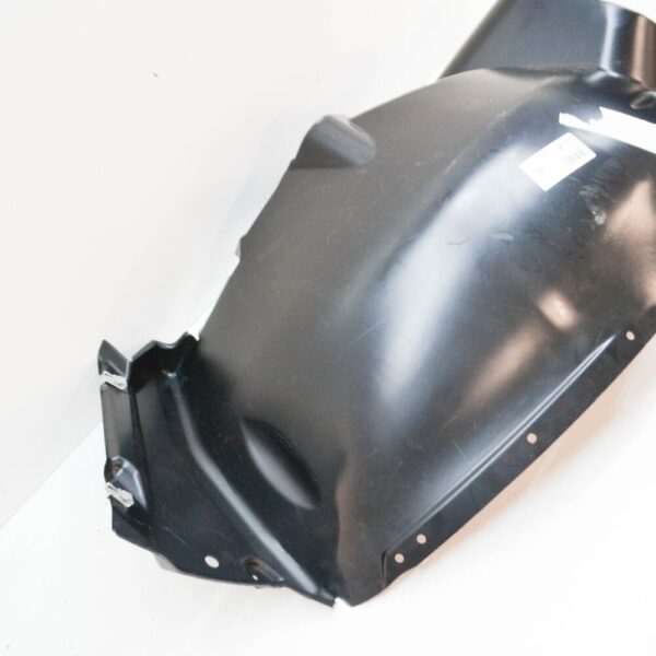 NEW MERCEDES-BENZ C-CLASS C204 FRONT LEFT ARCH LINER FRONT PART A2046900930 - Image 4