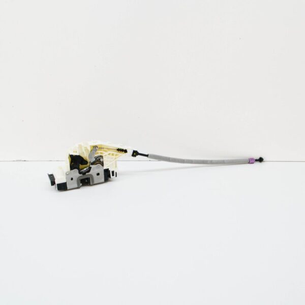 NEW MERCEDES-BENZ C W204 REAR LEFT DOOR LOCK A2047303935 - Image 4