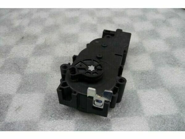 Mercedes-Benz GLA 200 CDI Bag Rear Cover Lock Actuator