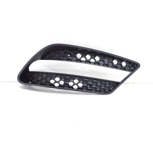 MB C W204 Front Bumper Right Radiator Grill A2048850753 NEW REAL - Image 4