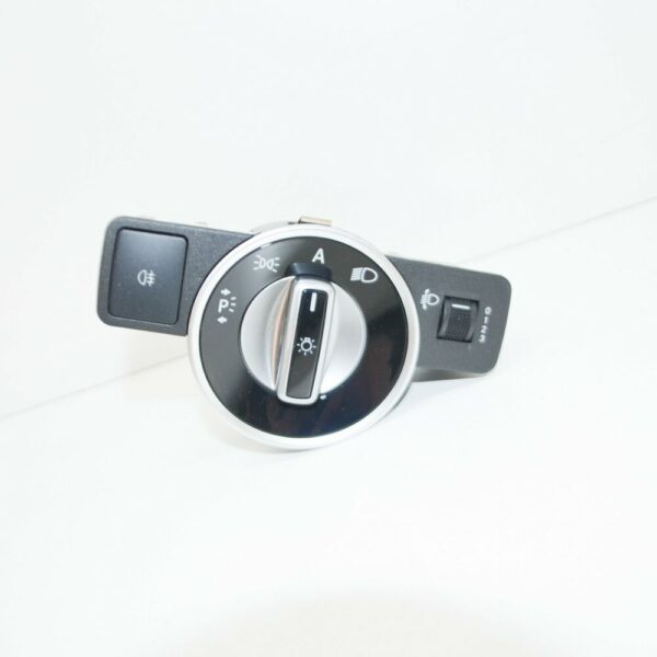 Mercedes-Benz C-Class W204 HEADLIGHTS OPERATING CONTROL UNIT A2049051751 - Image 5