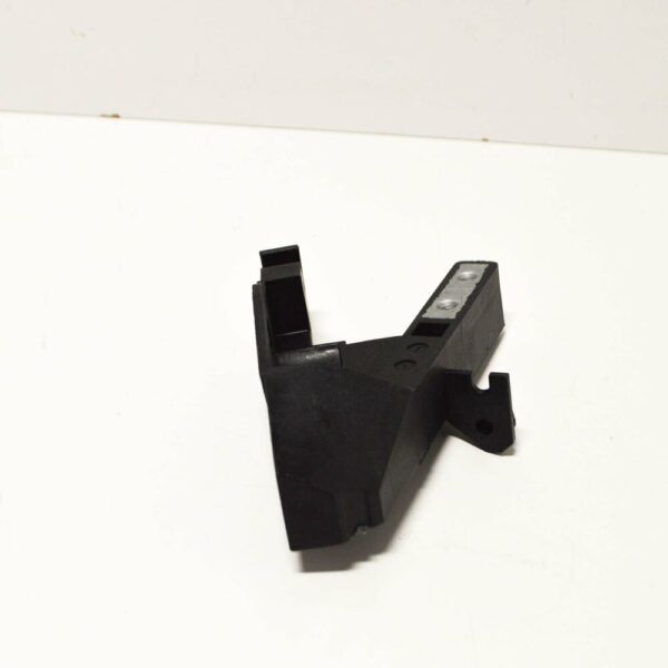 ORIGINAL Mercedes-Benz C-Class W205 Front Right Axis Bracket A2056203501 - Image 4