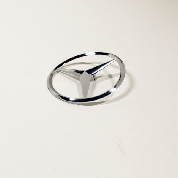 Mercedes-Benz C W205 Rear Boots Star Badge Emblem A2058174500 New - Image 5