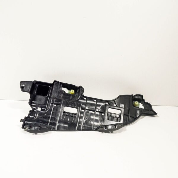 MB C W205 Rear Right Bumper Mount A2058851814 NEW REAL - Image 4
