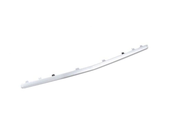MERCEDES BENZ MB C63 W205 AMG FRONT BUMPER CHROME TRIM CENTER ORIGINAL - Image 4