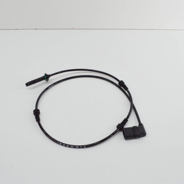 NEW MERCEDES-BENZ C-CLASS W205 FRONT RIGHT ABS SENSOR A2059058003 ORIGINAL - Image 4