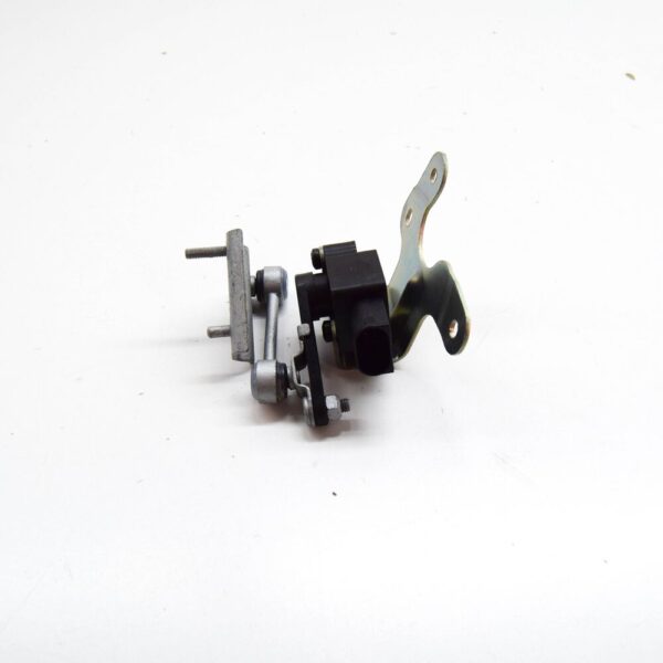 Mercedes-Benz E C207 Rear Right Turning Angle Sensor A2075400817 NEW ORIGINAL
