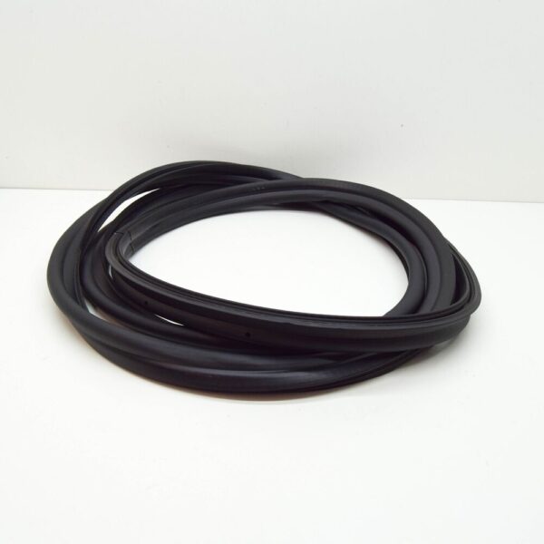 MERCEDES-BENZ E W210 Rear Trunk Lid Seal A2107500198 NEW ORIGINAL - Image 4