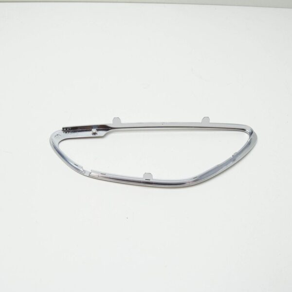 MERCEDES-BENZ E W213 Front Right Door Trim Frame A2137670400 NEW ORIGINAL - Image 4