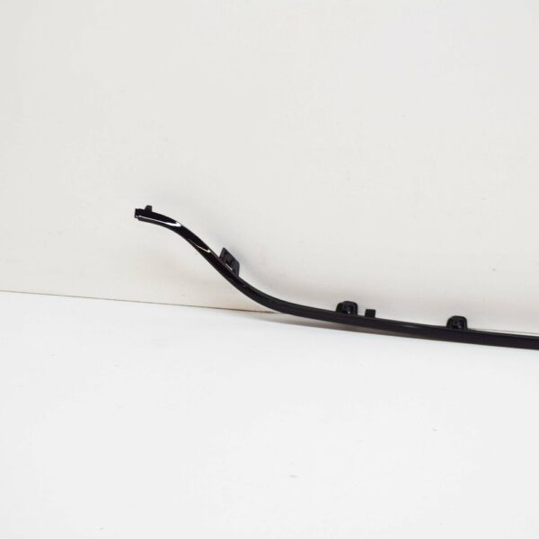NEW MERCEDES-BENZ E W213 REAR BUMPER CENTRAL TRIM STRIP A2138854501 - Image 4