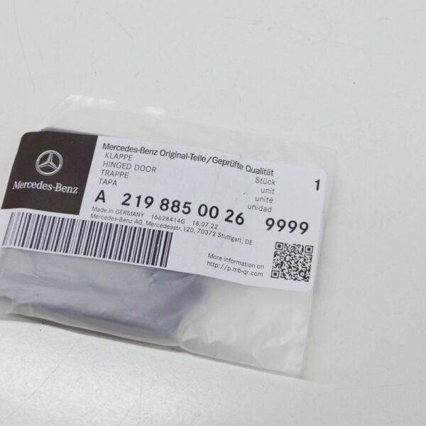 MB CLS C219 Front Bumper AMG Towing Hook Eyelet Cover A21988500269999 NEW