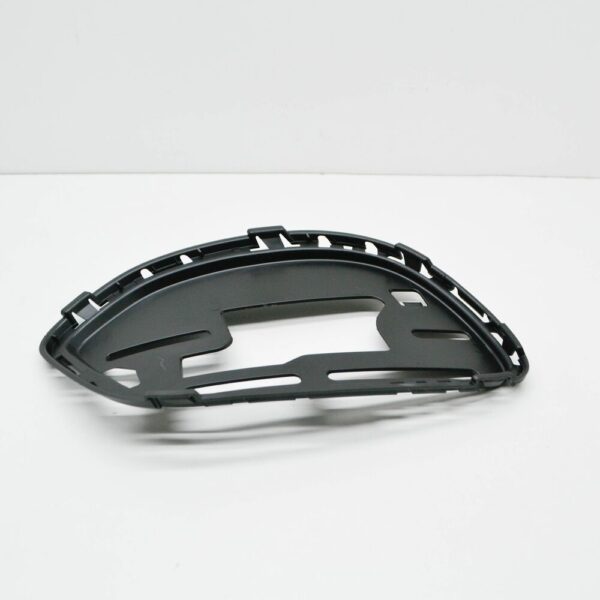 NEW MB S W222 FRONT BUMPER LEFT GRILLE BRACKET COVER A2228855001 - Image 4