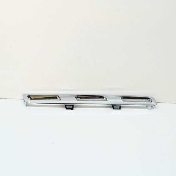 NEW MERCEDES-BENZ GLA H247 FRONT RIGHT BUMPER GRILLE MOLDING A2478884600 - Image 4