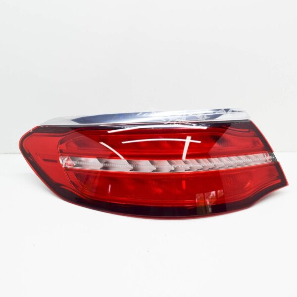 Mercedes-Benz GLC X253 Rear Left Tail Light A2539063902 NEW - Image 5