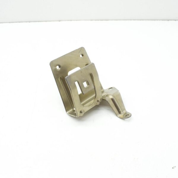 NEW MB C W205 TRANSDUCER TO CYLINDER CRANKCASE BRACKET A2740780341 ORIGINAL - Image 4