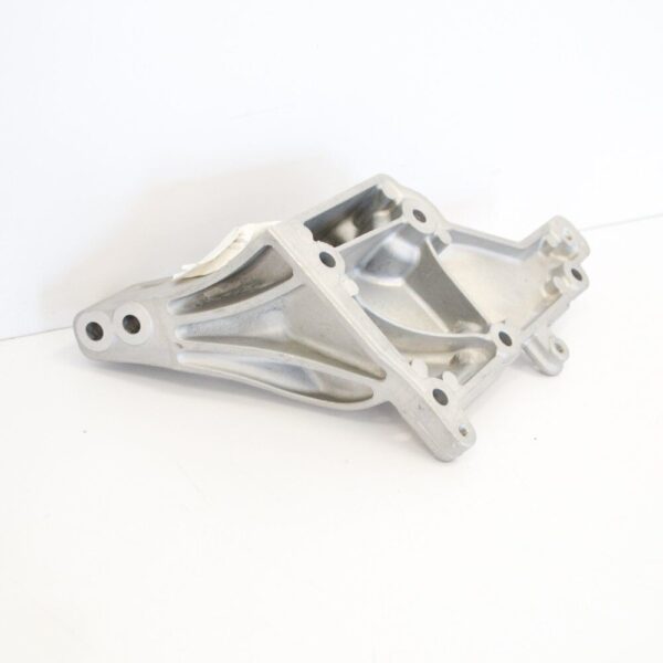 NEW MERCEDES-BENZ S-CLASS W222 LEFT SIDE ENGINE BRACKET A2782235504 2017 - Image 4