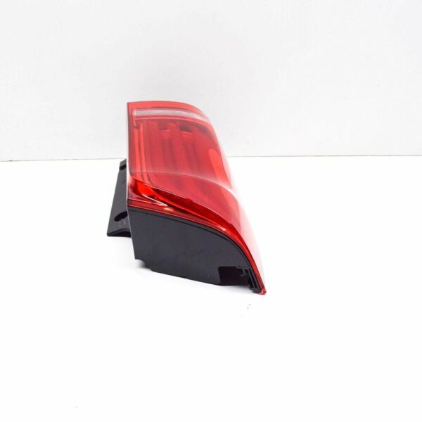 Mercedes-Benz Vito Tourer W447 Left Rear Light A4478200564 2018 13340 - Image 4